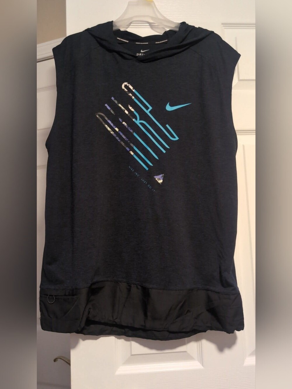 Nike Element Dri-FIT Hooded Sleeveless Running Top Cut Off Vest Tank